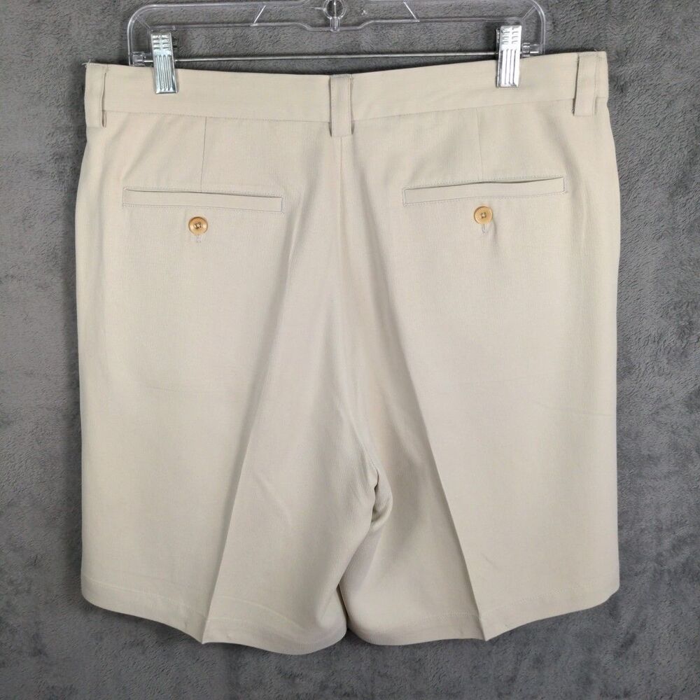 Tommy Bahama Shorts Mens 34 Beige 100% Silk Pleated Golf Resort Chino Preppy - Picture 2 of 6